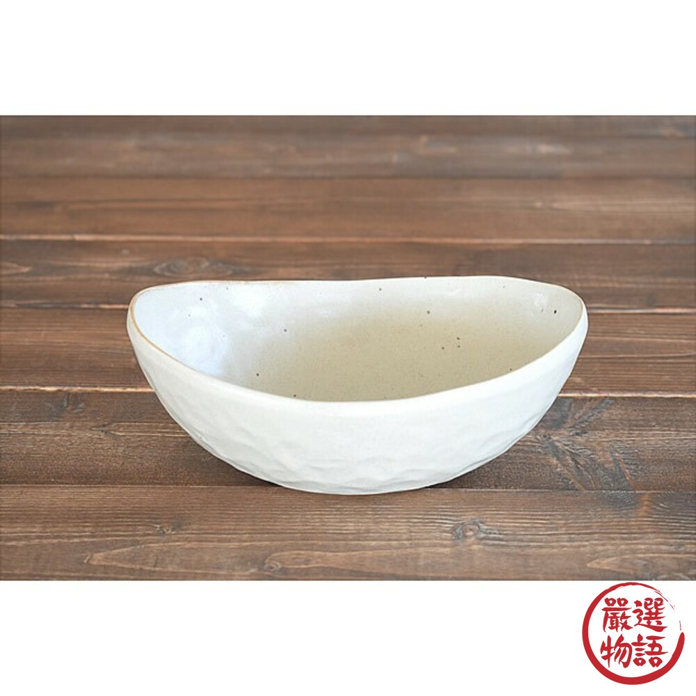 日本製美濃燒月牙型餐碗 廚房用具 廚房 燉湯 日式料理 水餃碗 碗盤 餐具 質感餐具 白瓷 陶器-thumb