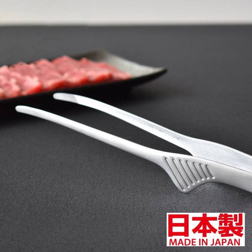 【現貨】日本製不鏽鋼烤肉夾 18-0 高級安全 不鏽鋼 可站立式設計 防滑烤肉夾 燒肉夾 夾子 烤肉夾 廚房 圖片